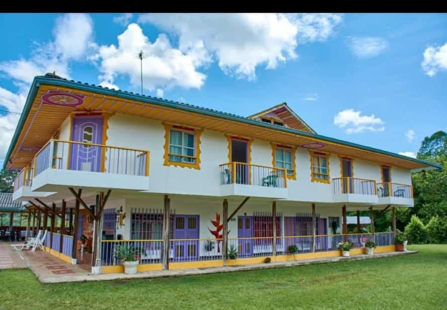 Campestre Valentina * Montenegro